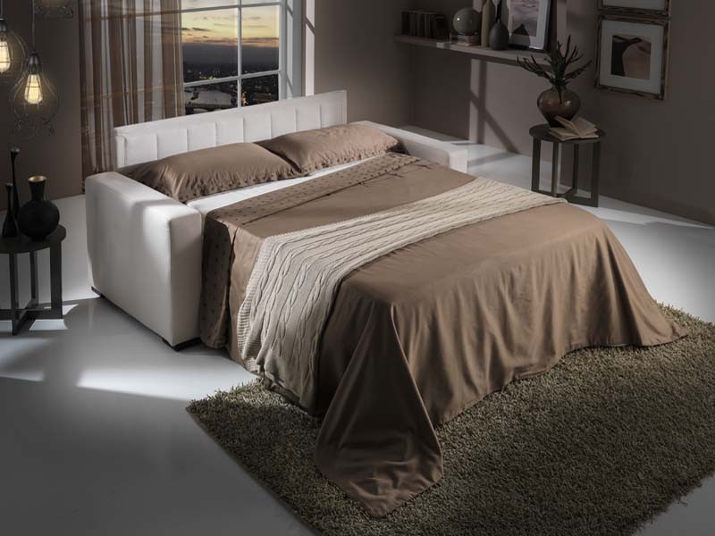 Divano letto Dolly con portaguanciali e materasso Memory Foam in promozione